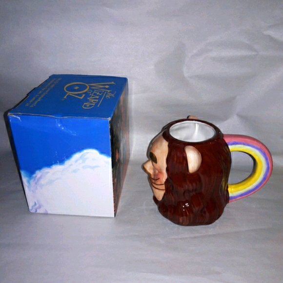 Lion, The Wizard of Oz 1998 Collectable Mug - Picture 5 of 11